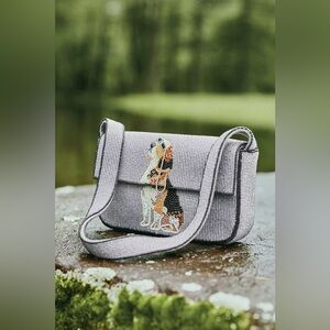 Anthropologie The Fiona Beaded Bag: Animal Edition Beagle Dog - NWT